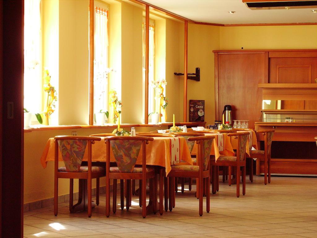Hotel Siegmar Im Geschaftshaus ケムニッツ エクステリア 写真