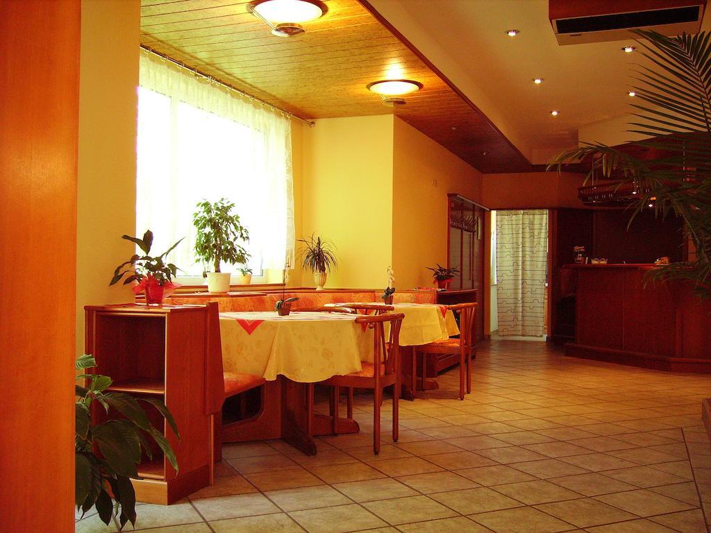 Hotel Siegmar Im Geschaftshaus ケムニッツ エクステリア 写真